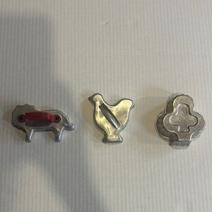Set of 3 Vintage Metal Cookie Cutters Set of chicken lion and shamrock whimsical
